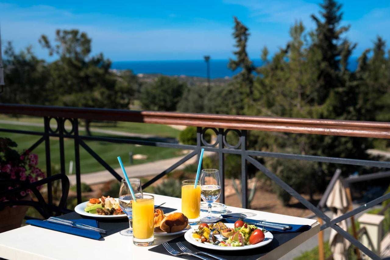 Korineum Golf & Beach Resort Agios Georgios  Buitenkant foto