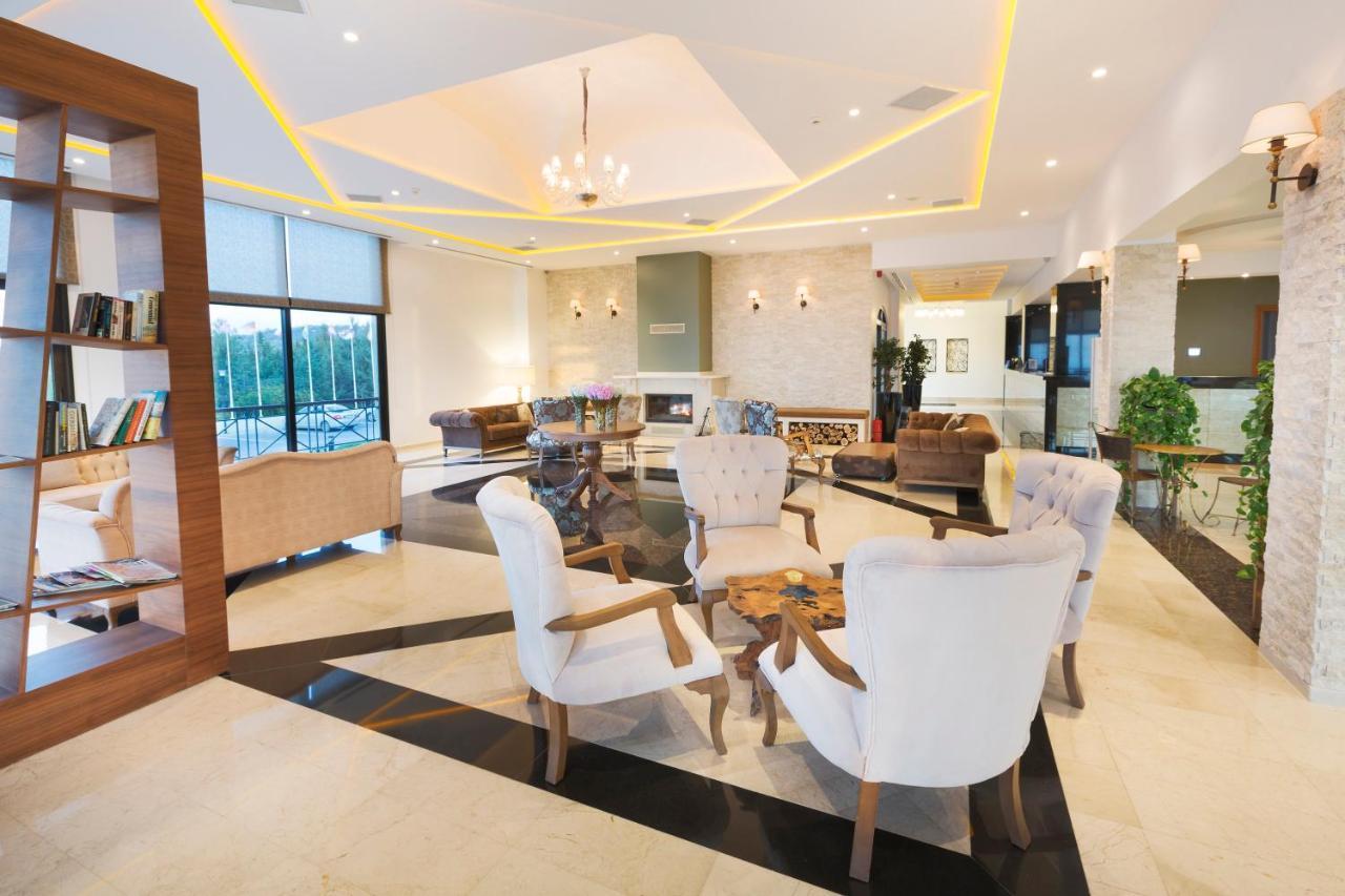 Korineum Golf & Beach Resort Agios Georgios  Buitenkant foto