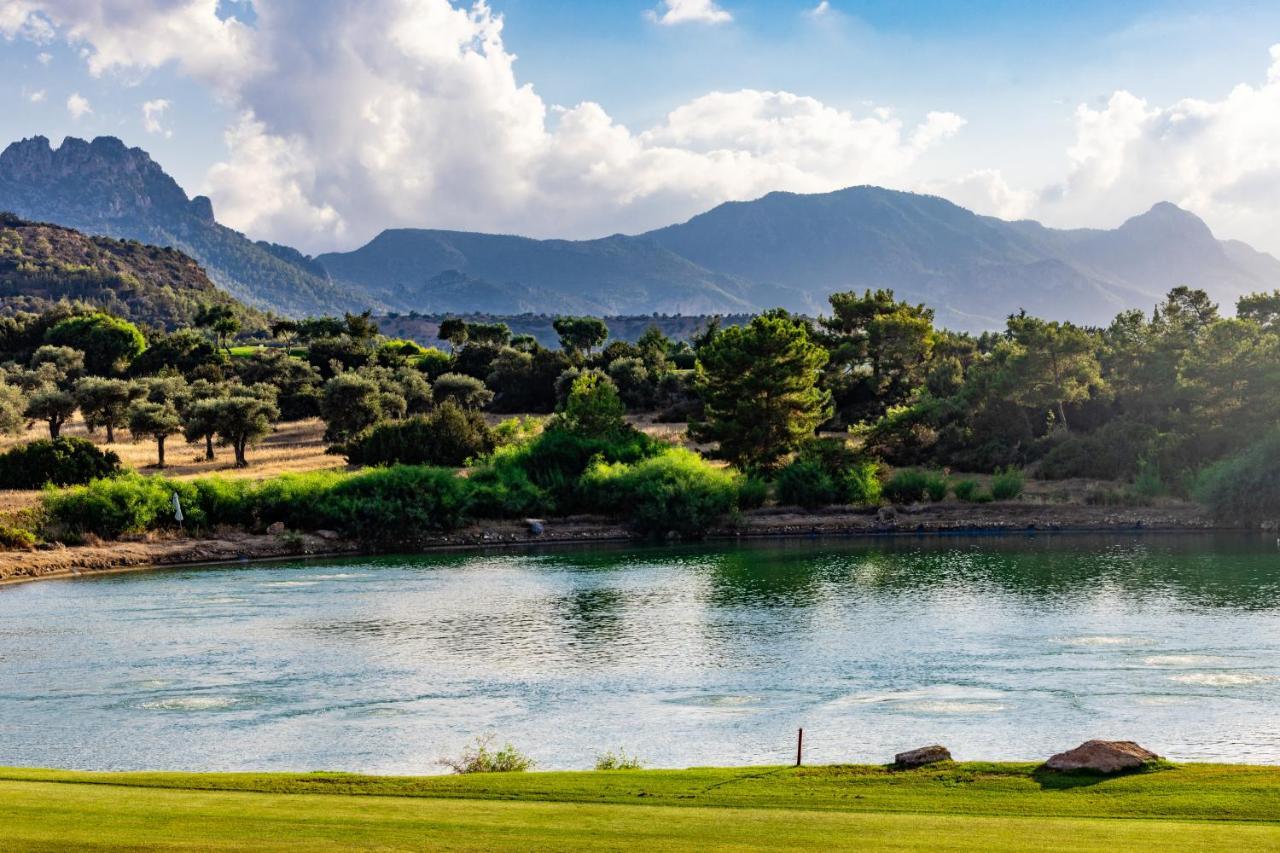 Korineum Golf & Beach Resort Agios Georgios  Buitenkant foto